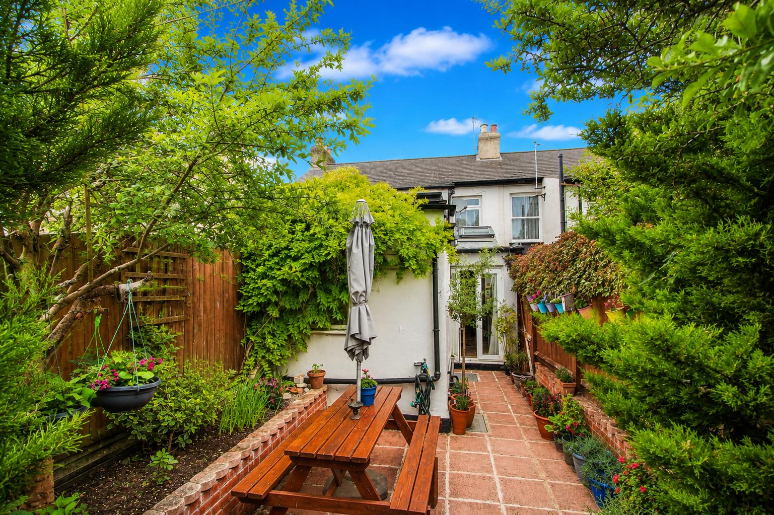 Carshalton Road, Carshalton